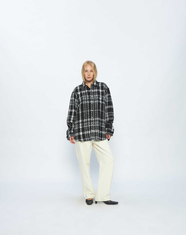 New Amsterdam Beach Shirt Logo Check (black) - Blue Mountain Store