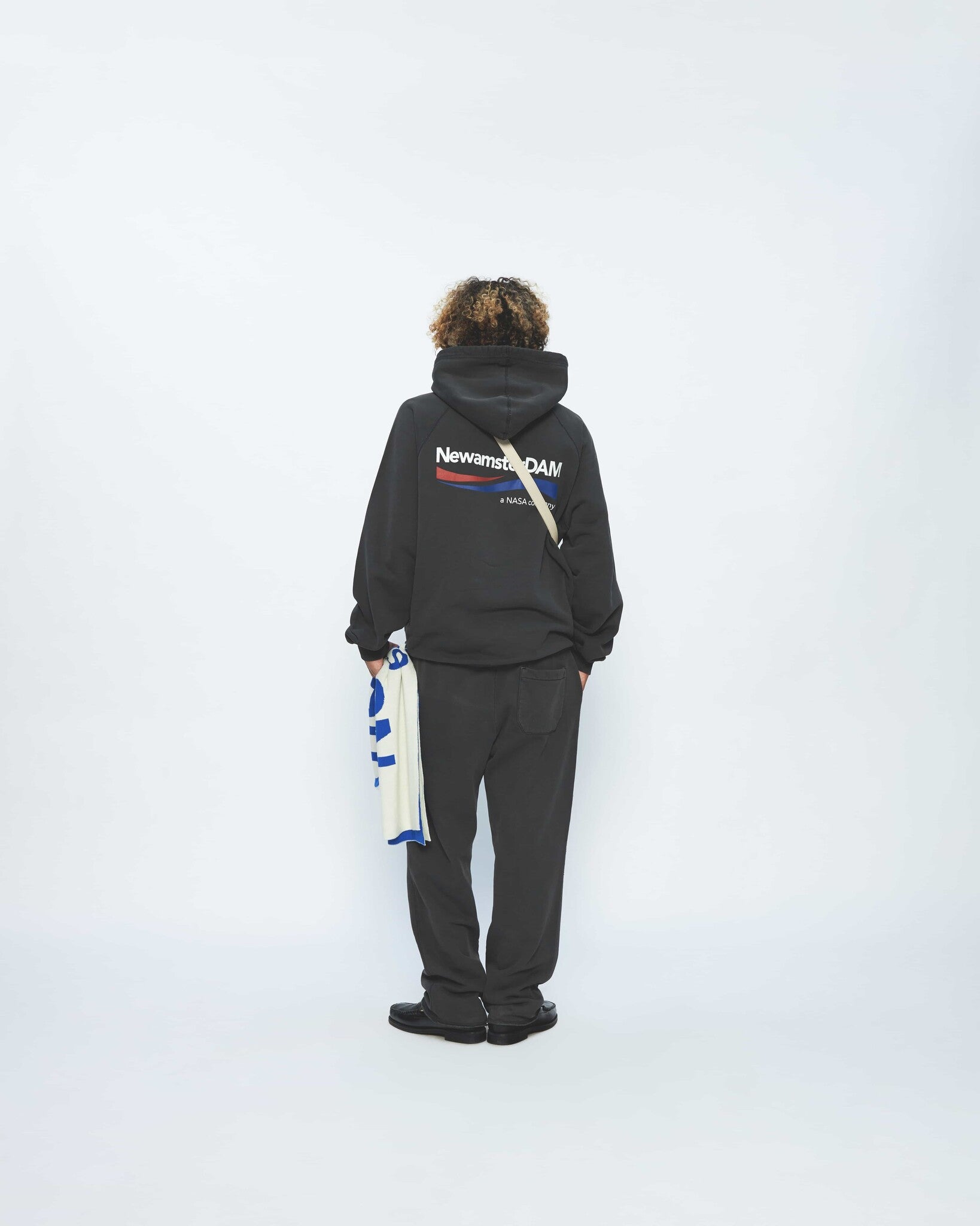 New Amsterdam City Hoodie (black) - Blue Mountain Store