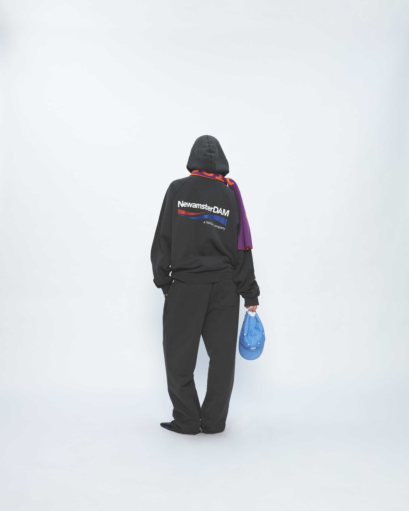 New Amsterdam City Hoodie (black) - Blue Mountain Store