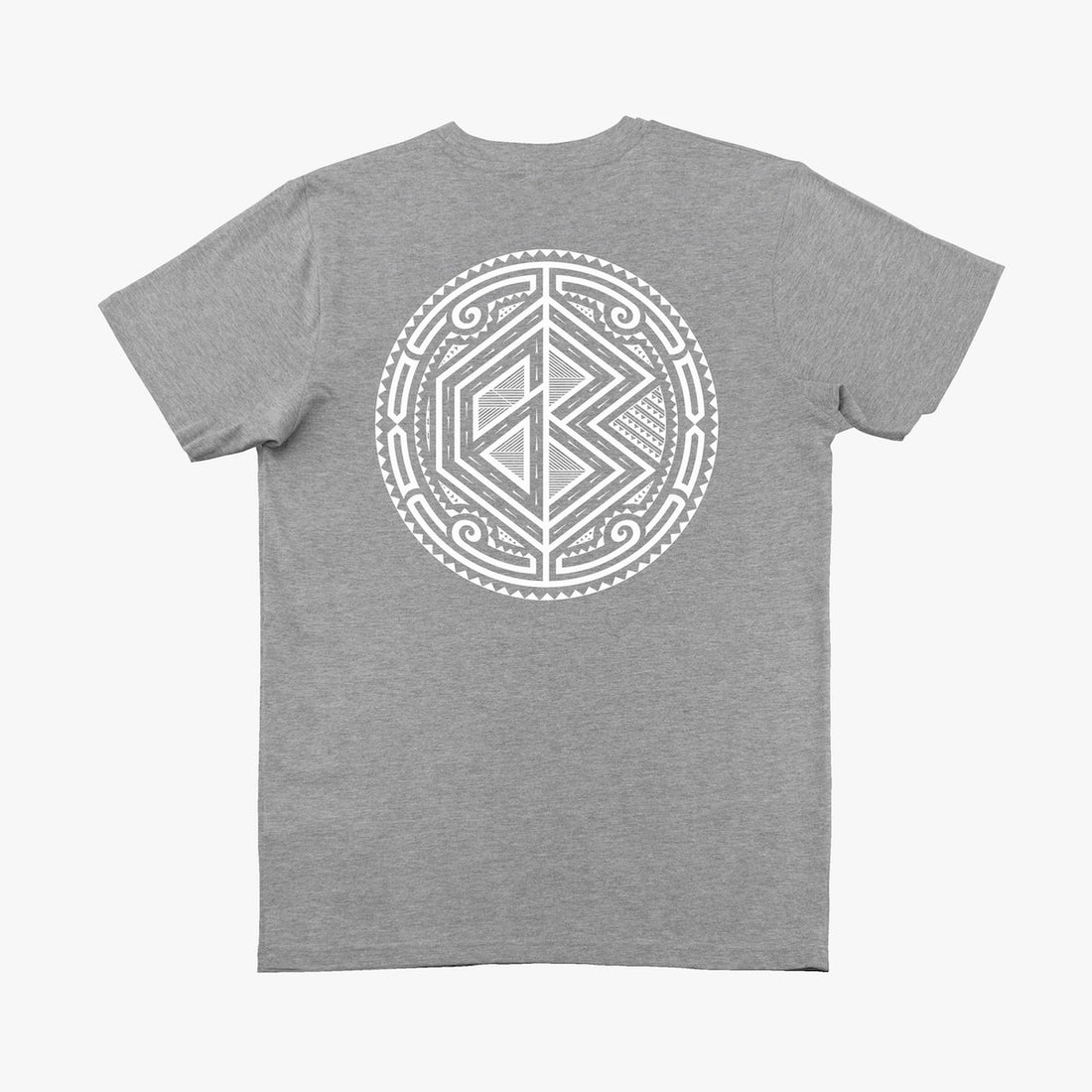 BMS x SECHSDREI Maori Tee (grau) - Blue Mountain Store