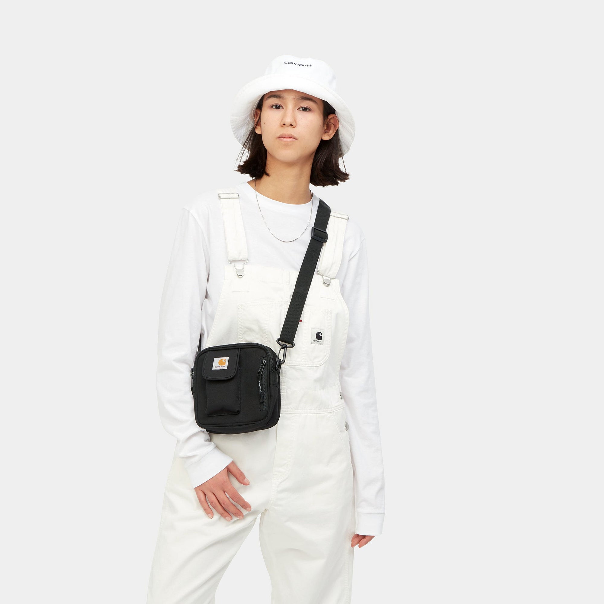 Carhartt WIP Essentials Bag (black) - Blue Mountain Store