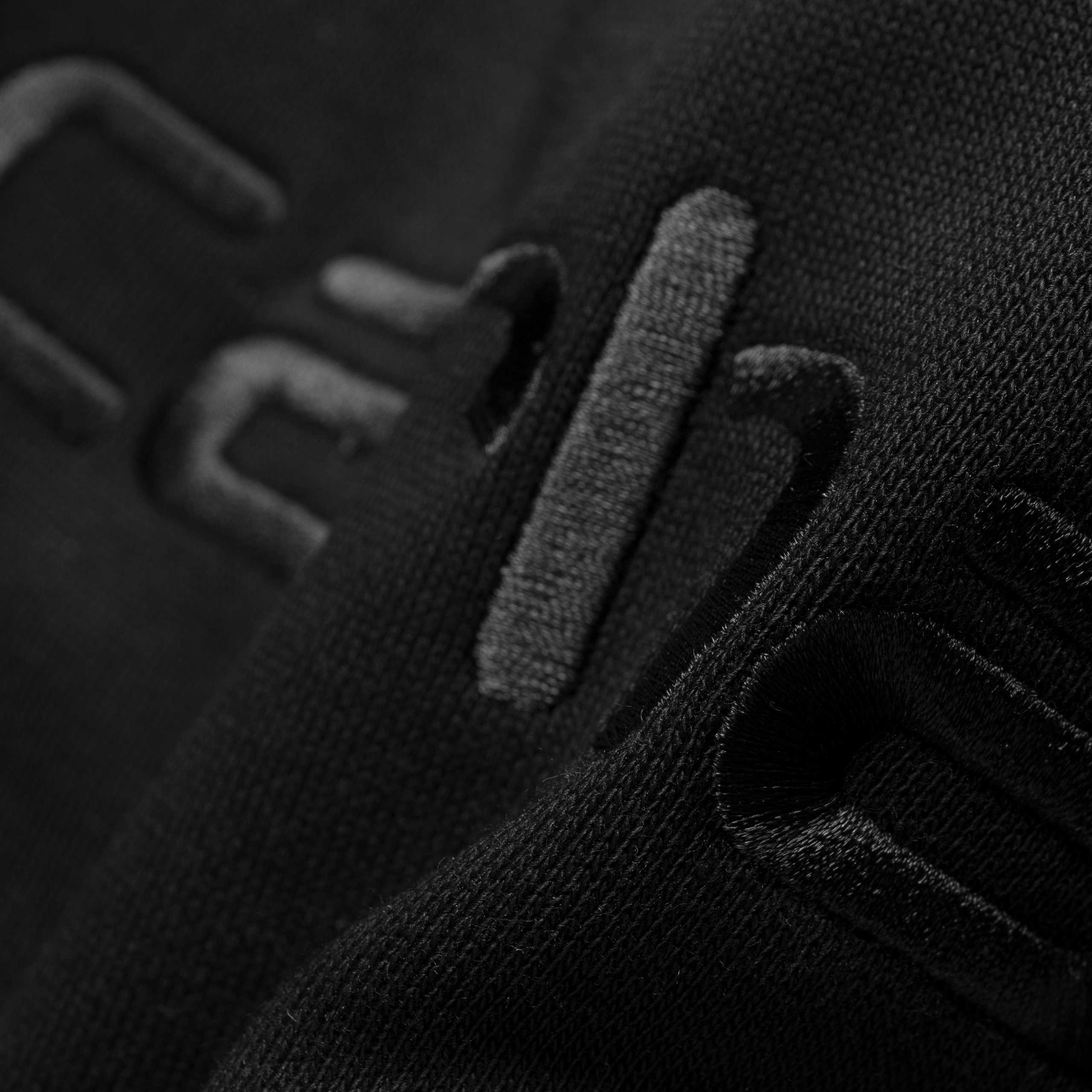 Carhartt WIP Hooded Carhartt Sweat (black/black) - Blue Mountain Store